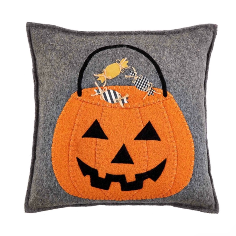 MUD PIE Halloween Felt Pumpkin Jack O’Lantern Pillow 14” NWT